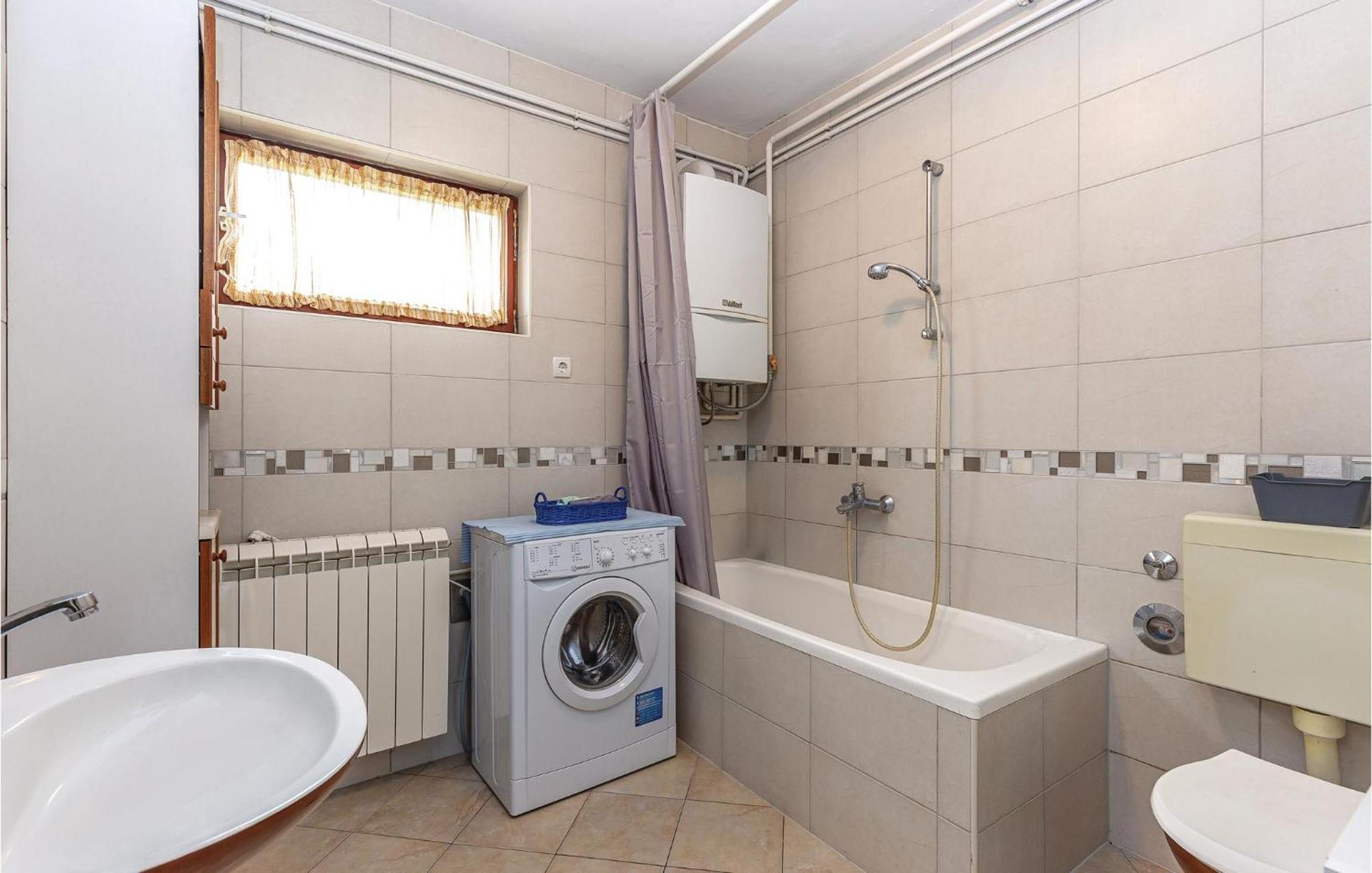 Amazing Apartment In Rijeka With Wifi Екстер'єр фото