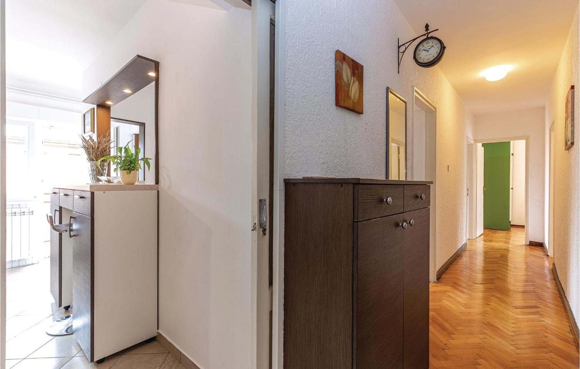 Amazing Apartment In Rijeka With Wifi Екстер'єр фото
